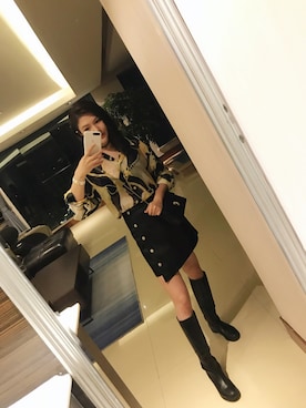 「RADOのアイテム」を使った、莫莉儿さん（レディース・168cm）の秋コーディネート
