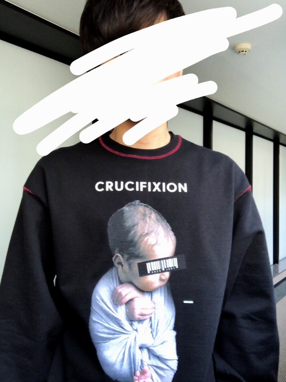 「SHAREEF」｜「SHAREEFの"BABY"  BIG SWEAT（スウェット、ブラック系）」を使った、SENA☆さん（メンズ・179cm）の春コーディネートの1枚目の写真