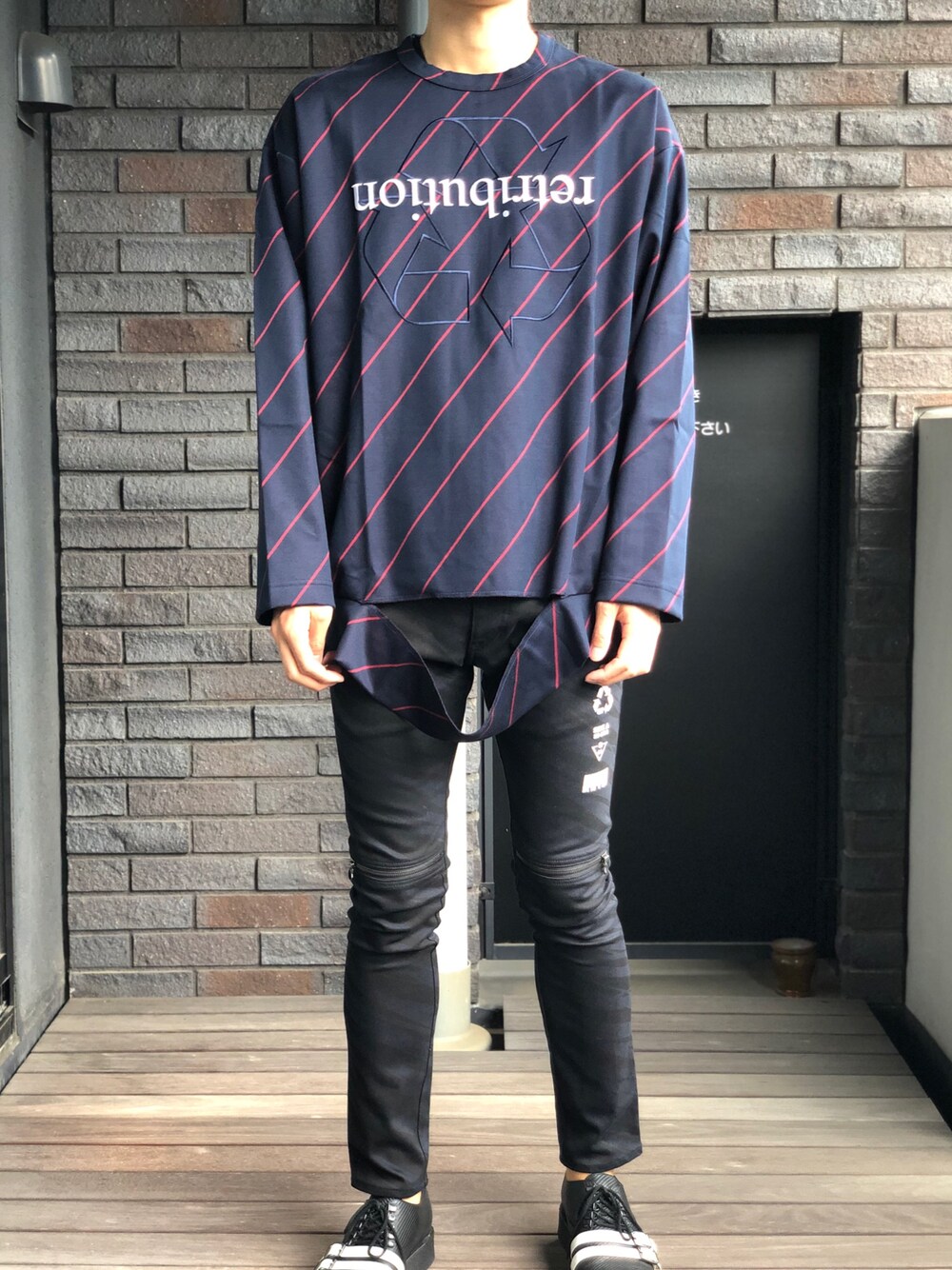 「SHAREEF」｜「SHAREEFのBIAS LINE L/S BIG-T（Tシャツ/カットソー、ブルー系）」を使った、SENA☆さん（メンズ・179cm）の春コーディネートの1枚目の写真