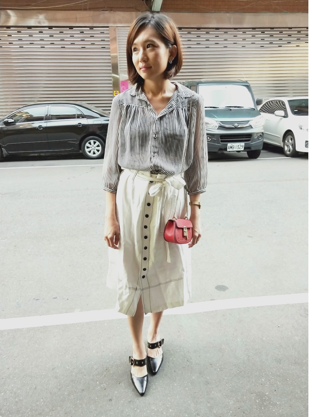 「ROPE' PICNICのアイテム（カーディガン/ボレロ、その他）」を使った、哲さん（レディース・158cm）の秋コーディネートの1枚目の写真