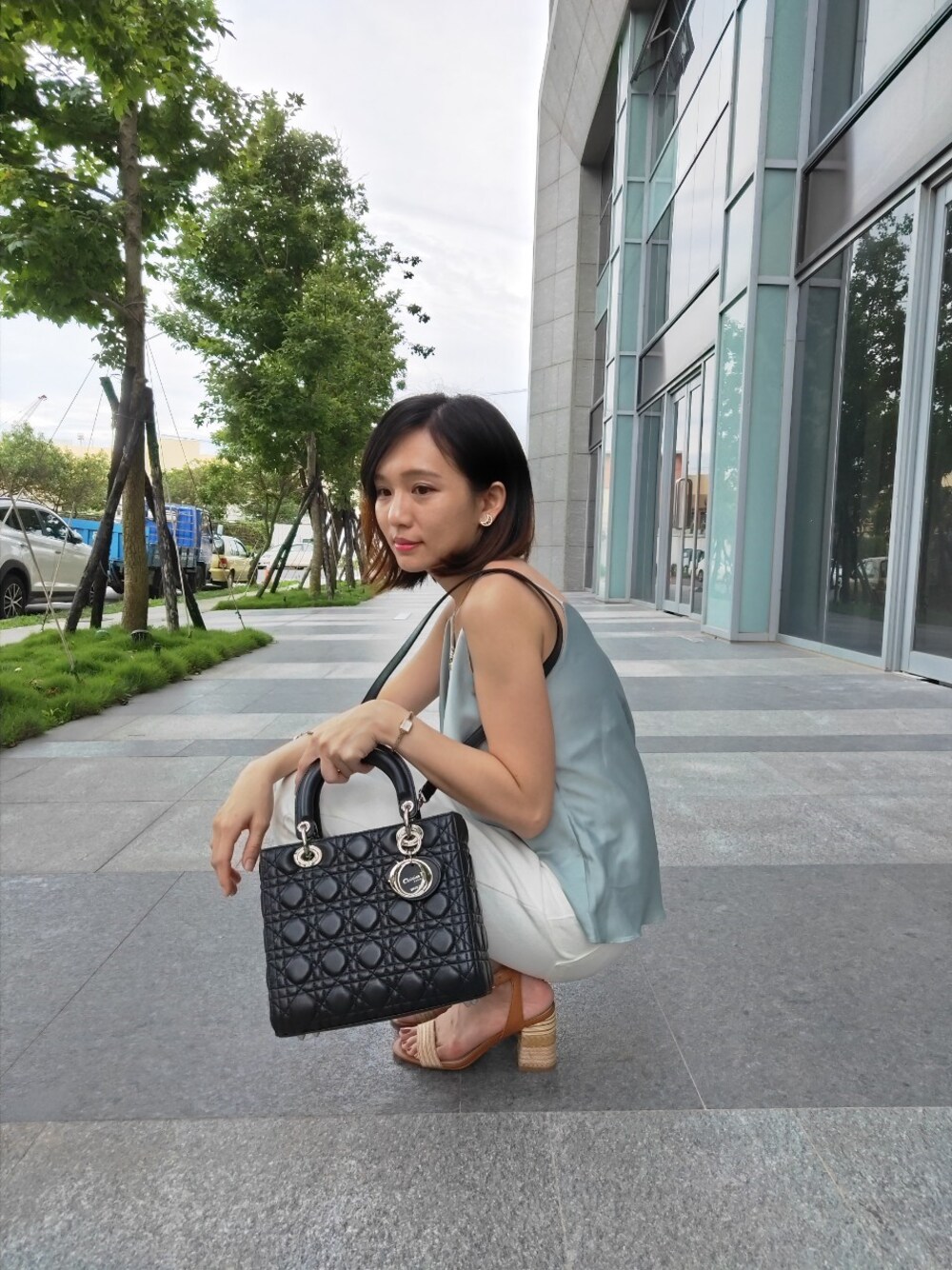 「ALDOのアイテム（サンダル、ブラウン系）」を使った、哲さん（レディース・158cm）の夏コーディネートの1枚目の写真