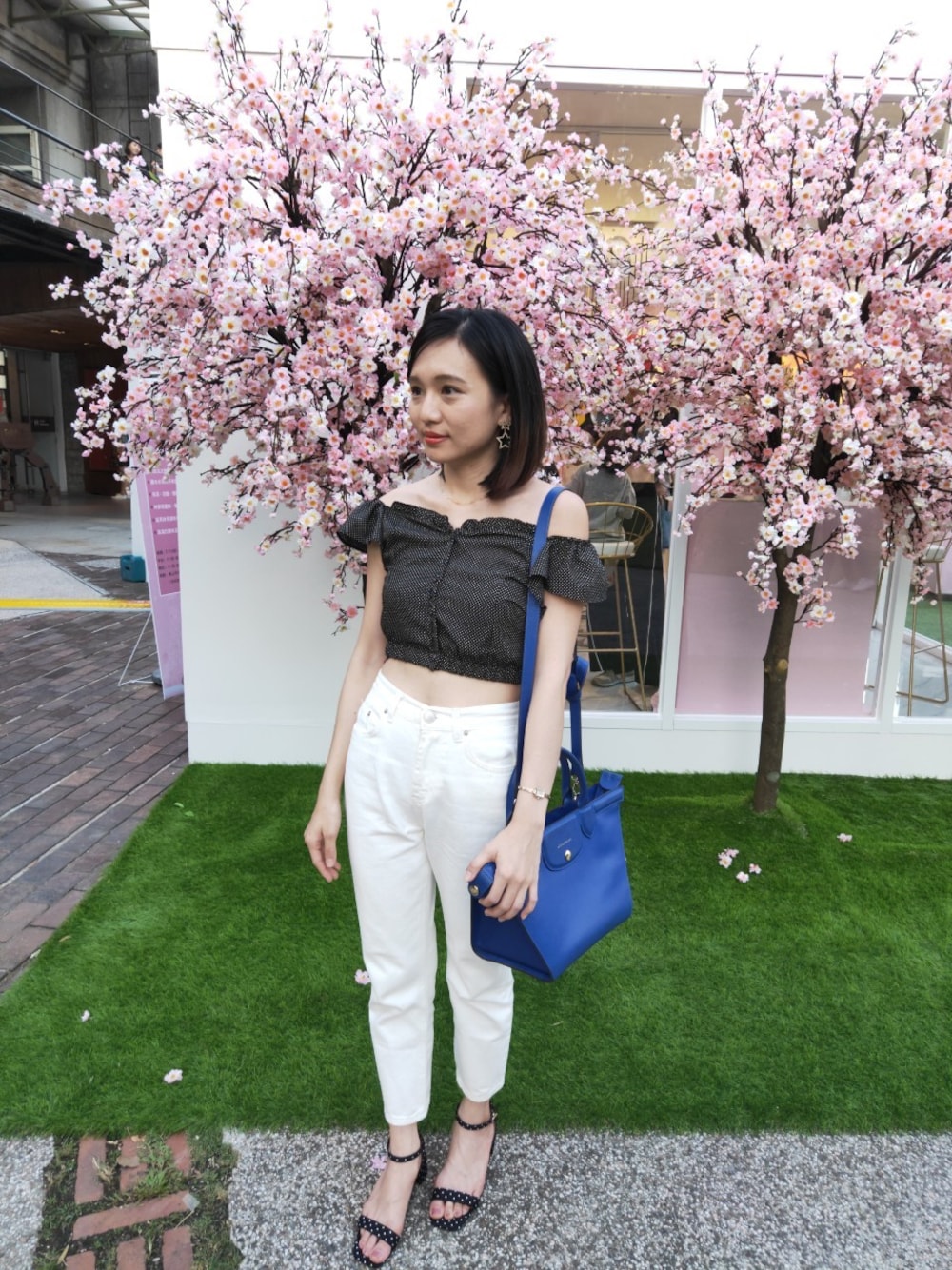 「RANDAのアイテム（サンダル、ブラック系）」を使った、哲さん（レディース・158cm）の夏コーディネートの1枚目の写真