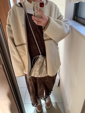 「パイピングコート」｜「アイテム（ムートンコート）」を使った、Rさん（レディース・156cm）の冬コーディネート