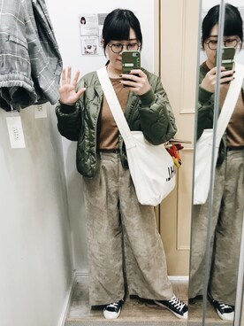 「アイテム（PC・スマホグッズ/家電）」を使った、妏倢さん（レディース・162cm・20代）の春コーディネート