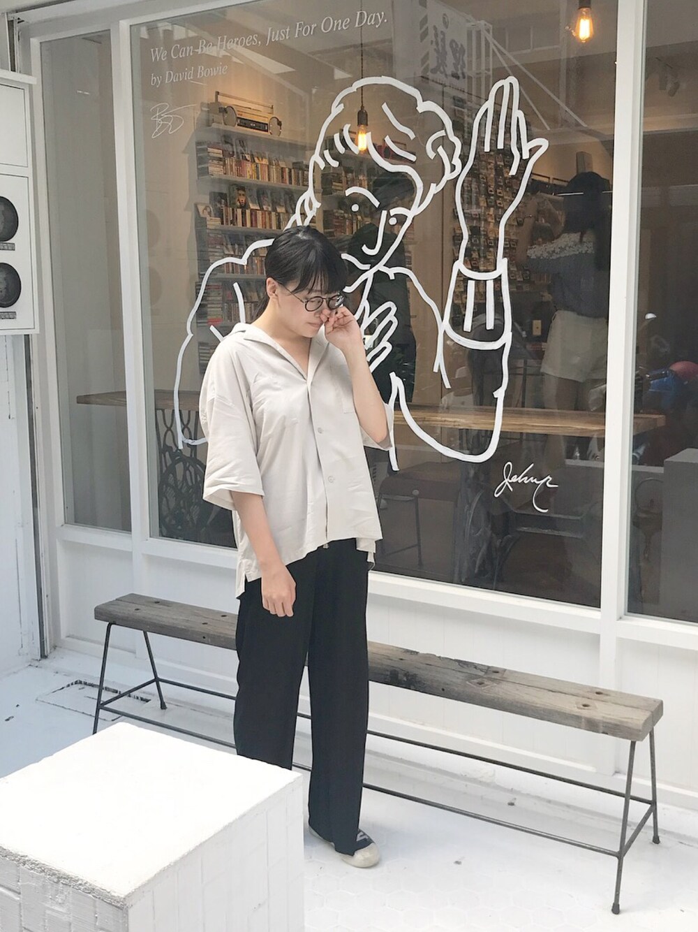 「Taichung」｜「SENSE OF PLACE by URBAN RESEARCHのモダールオープンカラーシャツ(5分袖)（シャツ/ブラウス、ベージュ系）」を使った、妏倢さん（レディース・162cm）の夏コーディネートの1枚目の写真