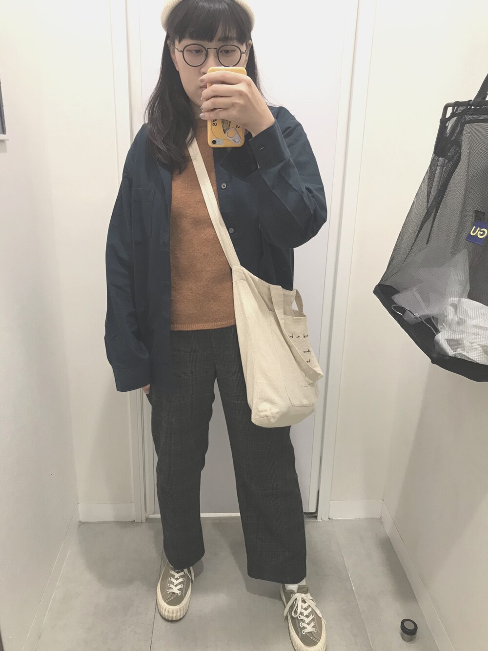 「無印良品のアイテム（トップス、グリーン系）」を使った、妏倢さん（レディース・162cm）の冬コーディネートの1枚目の写真
