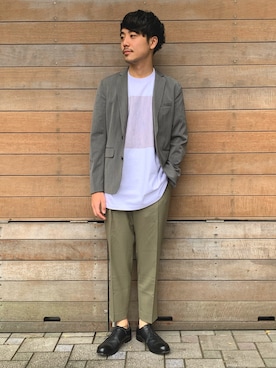 「markaware（マーカウェア）のアイテム（スラックス）」を使った、kyoheyさん（メンズ・178cm）の春コーディネート