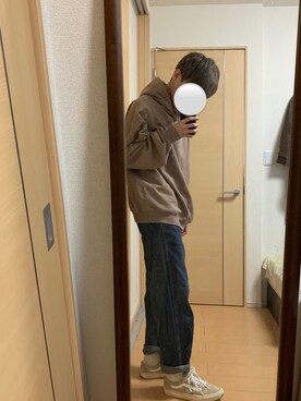 「DOOPZ（ドープス）のDOOPZ　ソフトヘビーコットンフーディ（パーカー、ベージュ系）」を使った、んんさん（メンズ・171cm）の春コーディネート