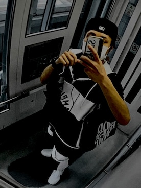 「MARCELO BURLON（マルセロ・バーロン）のアイテム（腕時計）」を使った、JTRさん（メンズ・170cm）の夏コーディネート