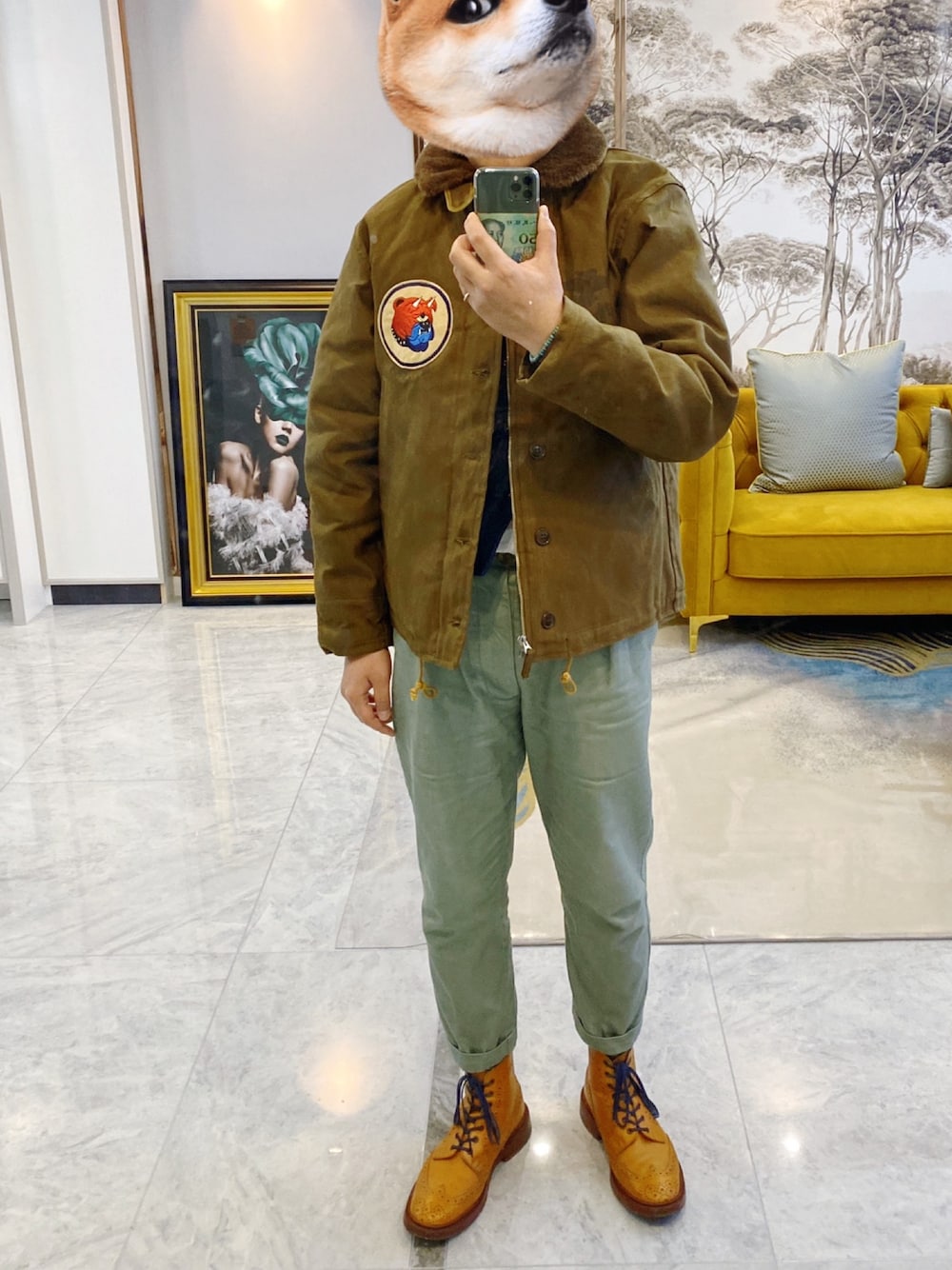 「FREEWHEELERSのアイテム（ミリタリージャケット、ブラウン系）」を使った、MYMmoonさん（メンズ・184cm）の冬コーディネートの1枚目の写真