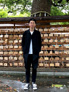 「雨」｜「アイテム（チェスターコート）」を使った、Nick さん（メンズ・178cm）の夏コーディネート