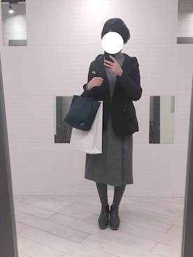 「グレーコーデ」｜「アイテム（ピーコート）」を使った、miharu さん（レディース・164cm）の冬コーディネート