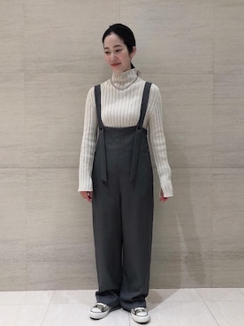 「CONVERSE（コンバース）の＜CONVERSE（コンバース）＞ALL STAR US CAMO HI/スニーカー ◆（スニーカー）」を使った、兼重真理子さん（レディース・156cm）の冬コーディネート