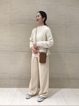「アイテム（財布、ブラウン系）」を使った、兼重真理子さん（レディース・156cm）の冬コーディネート