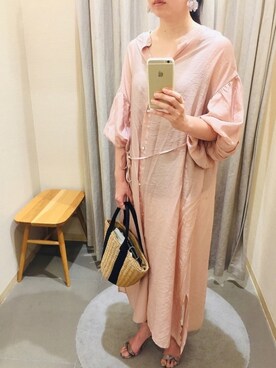 「Chico（チコ）のアイテム（シャツワンピース）」を使った、moさん（レディース・163cm）の夏コーディネート