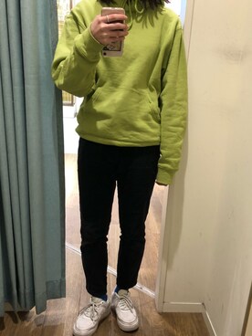 「ピスタチオ」｜「アイテム（スウェット）」を使った、ぷりんさん（レディース・156cm）の冬コーディネート
