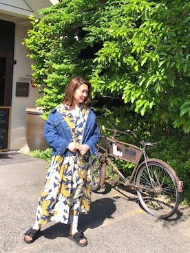 「SHIPS（シップス）のアイテム（ピアス（両耳用））」を使った、YUURIさん（レディース・156cm）の春コーディネート