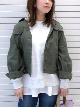 「DISCOAT（ディスコート）のアイテム（ミリタリージャケット）」を使った、YUURIさん（レディース・156cm）の冬コーディネート