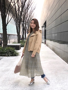 「小花柄ワンピース」｜「アイテム（ジャケット/アウター）」を使った、YUURIさん（レディース・156cm）の春コーディネート