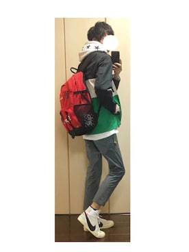 「オフホワイト」｜「アイテム（財布/小物）」を使った、KOUJIさん（メンズ・180cm）の冬コーディネート