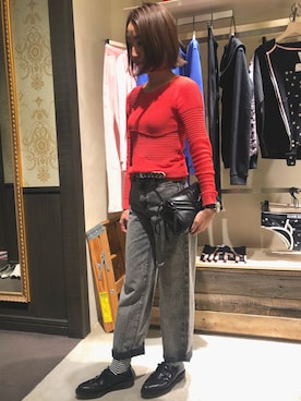 「DIESEL（ディーゼル）のWOMEN'S メッシュ長そでニットトップス（ニット/セーター、レッド系）」を使った、Misakiさん（レディース・158cm）の春コーディネート