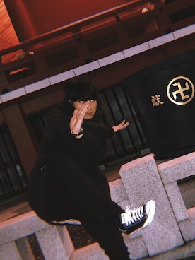「CONVERSE TOKYO（コンバーストウキョウ）のアイテム（スニーカー）」を使った、shutaro  takamatsuさん（メンズ・180cm）の春コーディネート