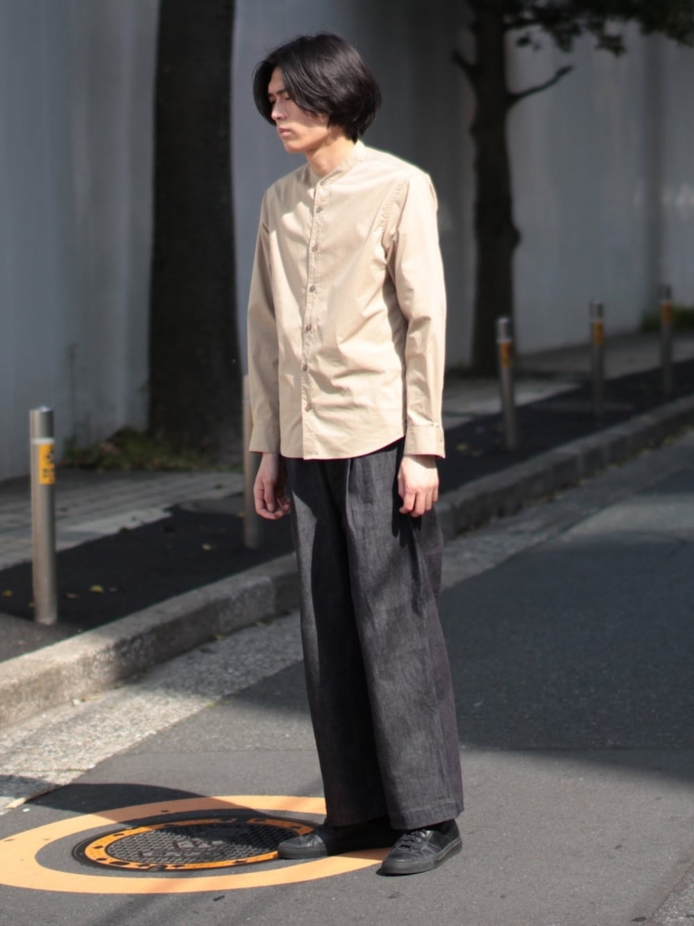 「UNITED TOKYO」｜「UNITED TOKYOのリジットワンタックワイドデニム（デニムパンツ、ブルー系）」を使った、kimuraさん（メンズ・184cm）の春コーディネートの1枚目の写真