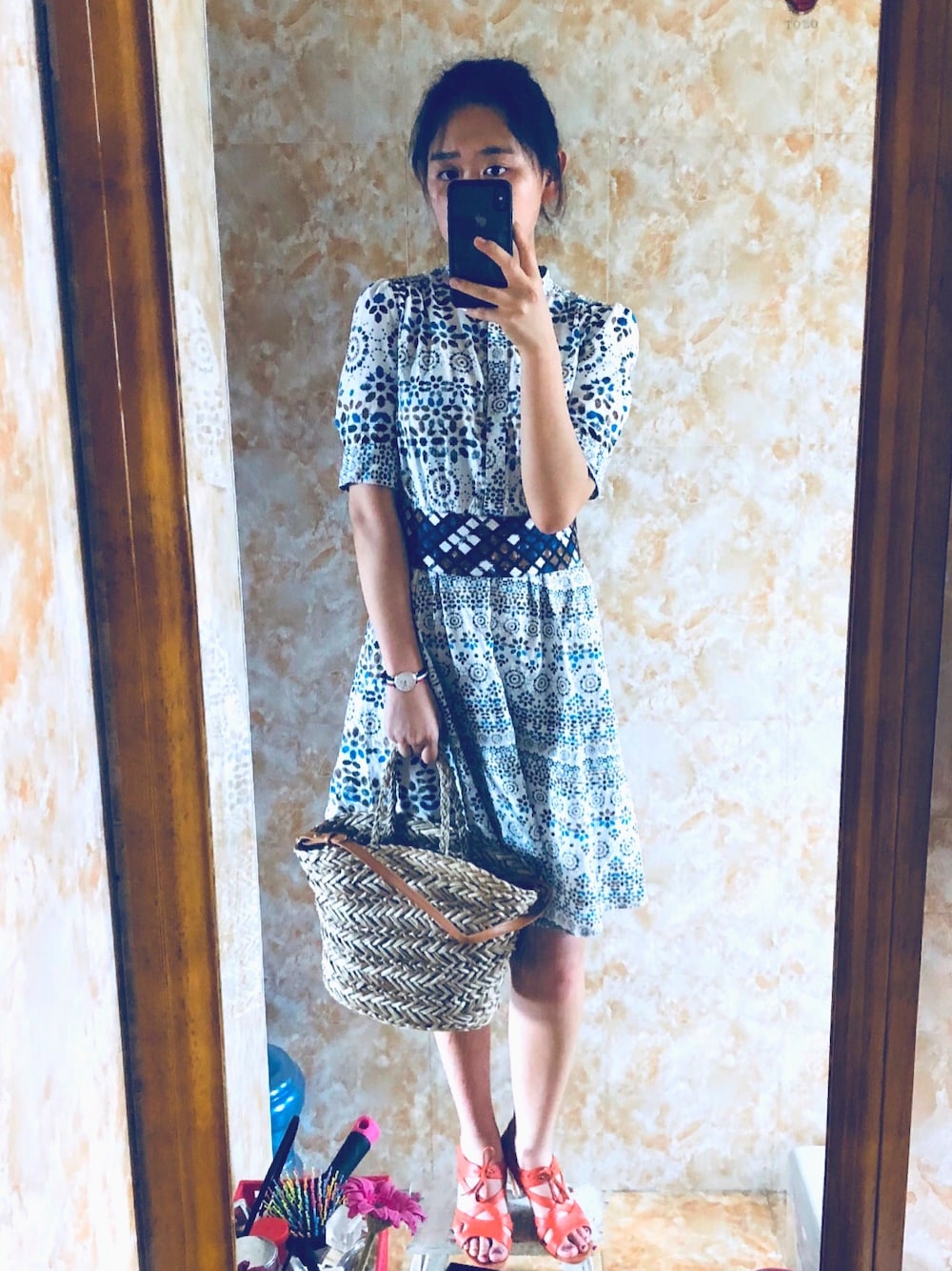 「joy&peaceのアイテム（アクセサリー、オレンジ系）」を使った、coryさん（レディース・162cm）の冬コーディネートの1枚目の写真