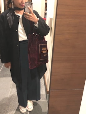「緑」｜「アイテム（財布/小物）」を使った、akさん（レディース・158cm）の冬コーディネート