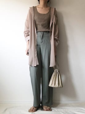 「NEUNA（ヌナ）のカヌレ巾着型プリーツハンドバッグ（ハンドバッグ）」を使った、𝚔𝚘さん（レディース・160cm）の夏コーディネート