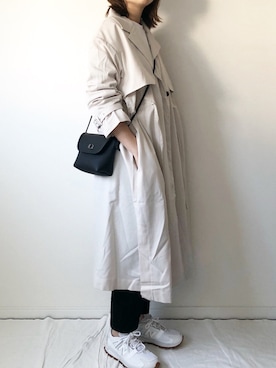 「TRIANGLE PALETTE（トライアングルパレット）のアイテム（トレンチコート）」を使った、𝚔𝚘さん（レディース・160cm）の春コーディネート