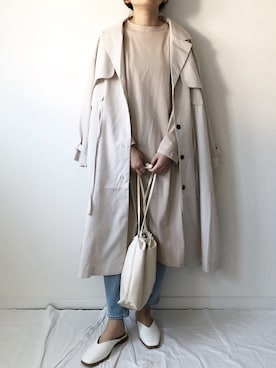 「TRIANGLE PALETTE（トライアングルパレット）のアイテム（トレンチコート）」を使った、𝚔𝚘さん（レディース・160cm）の春コーディネート