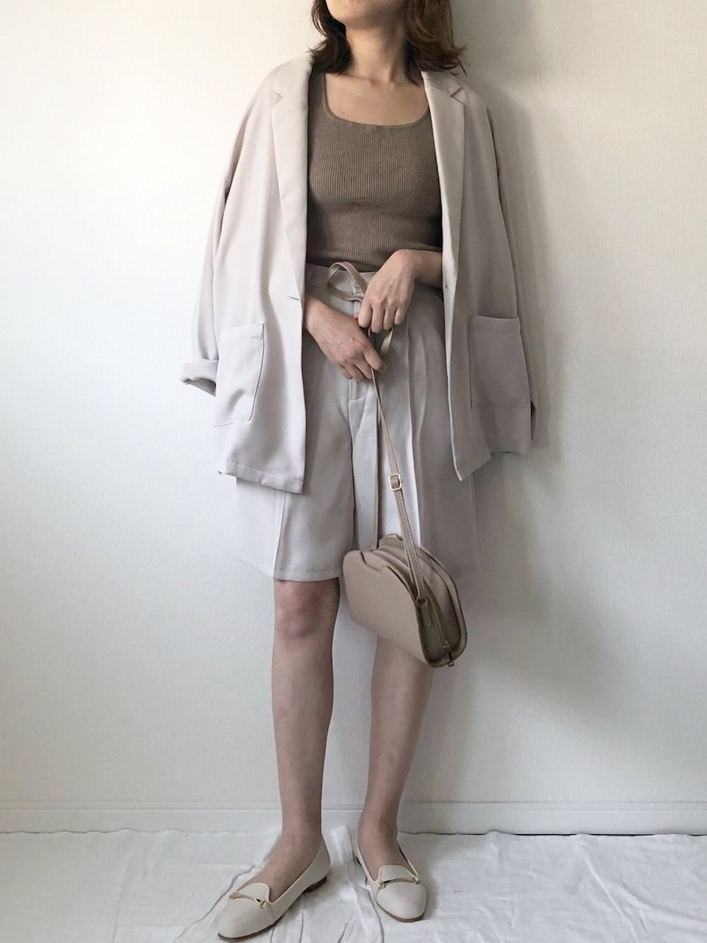 「これが私をアゲる服、シンプルコーデ、パンツスタイル、短パン、バミューダパンツ、ショートパンツ、GU、セットアップ、しまむら、オトナカジュアル」｜「GUのアイテム（タンクトップ、ベージュ系）」を使った、𝚔𝚘さん（レディース・160cm）の春コーディネートの1枚目の写真