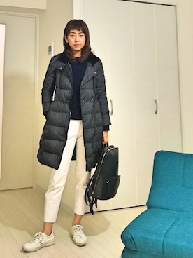 「ネイビー×ホワイト」｜「アイテム（ダウンジャケット/コート）」を使った、I TSU KOさん（レディース・161cm）の冬コーディネート