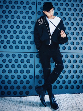 「TOPMAN（トップマン）のアイテム（ブーツ）」を使った、derekhillさん（メンズ・175cm）の冬コーディネート