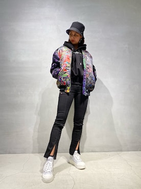 「DIESEL」｜「アイテム（スウェット）」を使った、Tolentino (トレンティーノ)さん（レディース・166cm）の春コーディネート