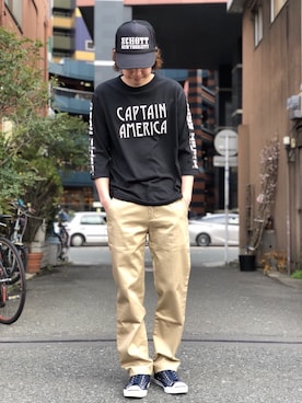 「ショット」｜「アイテム（キャップ）」を使った、KENJI KUBOTAさん（メンズ・176cm）の春コーディネート