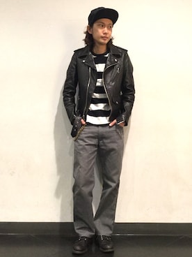 「ショット」｜「アイテム（チノパンツ）」を使った、KENJI KUBOTAさん（メンズ・176cm）の秋コーディネート