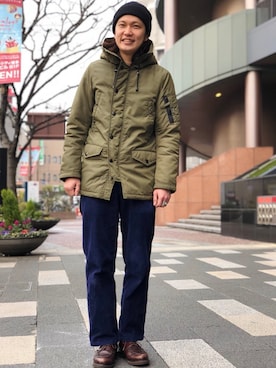 「ショット」｜「アイテム（ミリタリージャケット）」を使った、KENJI KUBOTAさん（メンズ・176cm）の冬コーディネート