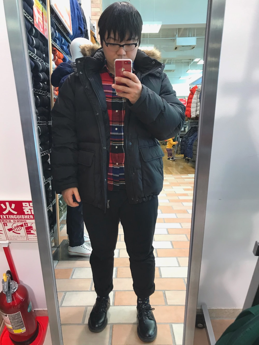 「大人カジュアル、おしゃれさんと繋がりたい、ユニクロ、H&M、Psycho Bunny、OMEGA、ポールスミス」｜「UNIQLOのアイテム（ダウンジャケット/コート、ブラック系）」を使った、Masanobu さん（メンズ・171cm）の冬コーディネートの1枚目の写真