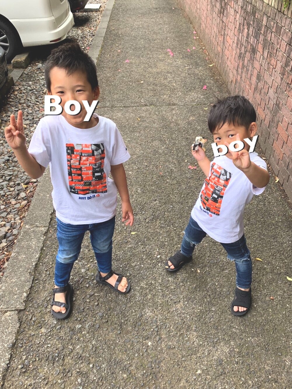 「TEVAサンダル、男の子コーデ」｜「green label relaxingのアイテム（Tシャツ/カットソー、ホワイト系）」を使った、Boy.boyさん（キッズ・120cm）の冬コーディネートの1枚目の写真