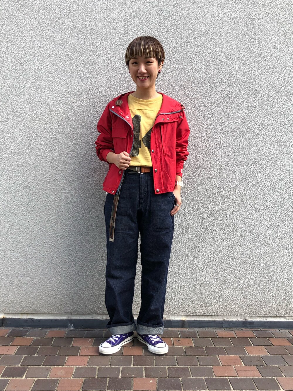 「BEAMS BOY、orslow」｜「BEAMS BOYのSIERRA DESIGNS × BEAMS BOY / ショート パーカ（ブルゾン、レッド系）」を使った、mariさん（レディース・150cm）の秋コーディネートの1枚目の写真