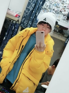 「PALACE（パレス）のアイテム（ジャケット/アウター）」を使った、二炮さん（メンズ・178cm）の冬コーディネート