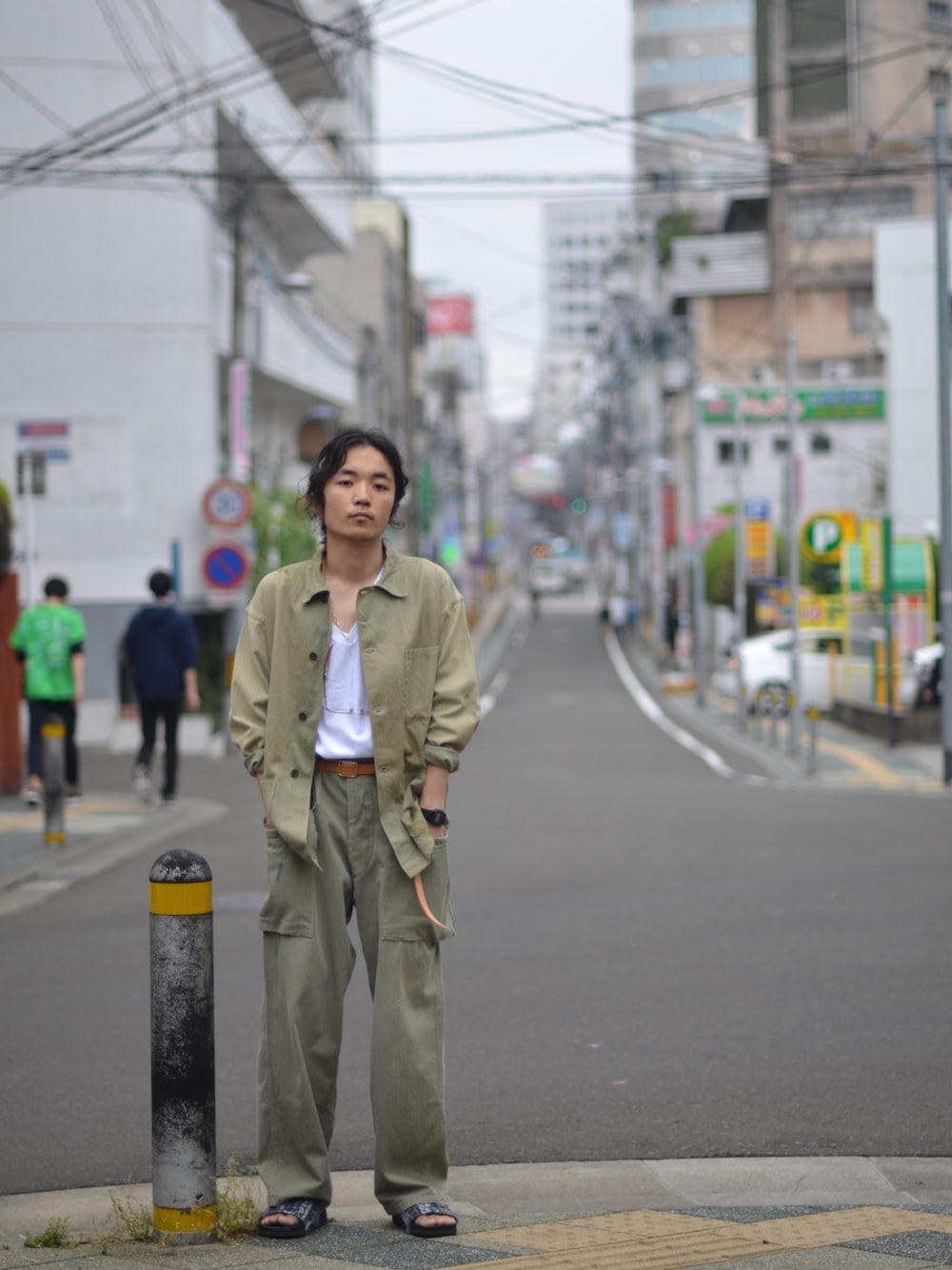 「VINTAGE、mythography、military、夏コーデ、ゆるコーデ」｜「VINTAGEの1950s vintage US ARMY military jacket（シャツ/ブラウス、グリーン系）」を使った、Utah___MATSUYANさん（メンズ・165cm）の春コーディネートの1枚目の写真