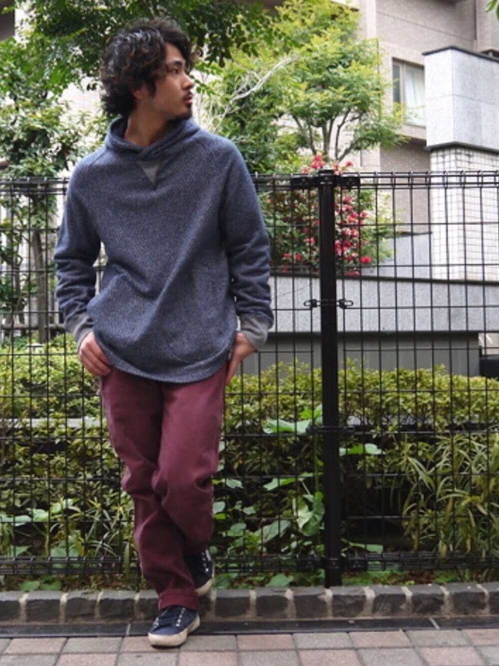 「パーカー、curly、春コーデ、SUPERGA、COMIC BAND ORCHESTRA」｜「Curlyの【 CURLY 】 ZIG JAQ PARKA（パーカー、その他）」を使った、toit（メンズ）店長 Yu-Taさん（メンズ・165cm）の春コーディネートの1枚目の写真