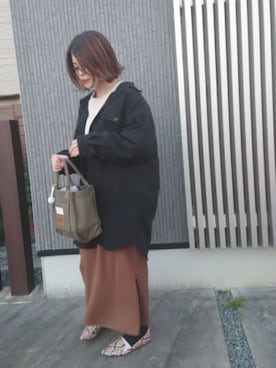 「niko and...（ニコアンド）のアイテム（キーホルダー）」を使った、Kuroさん（レディース・154cm）の秋コーディネート