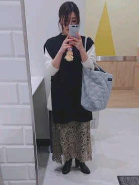 「アイテム（音楽/本・雑誌、グレー系）」を使った、Kuroさん（レディース・154cm）の冬コーディネート