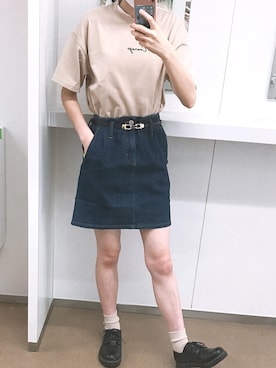 「one after another NICE CLAUP（ワンアフターアナザーナイスクラップ）のアイテム（デニムスカート、ブルー系）」を使った、miiさん（レディース・164cm）の秋コーディネート
