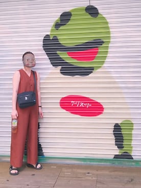 「アイテム（サロペット/オーバーオール）」を使った、A さん（レディース・161cm・20代）の夏コーディネート
