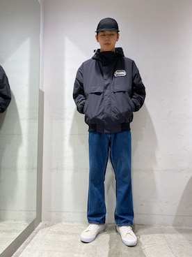 「黒コーデ」｜「アイテム（ナイロンジャケット）」を使った、永田勇太さん（メンズ・172cm）の春コーディネート
